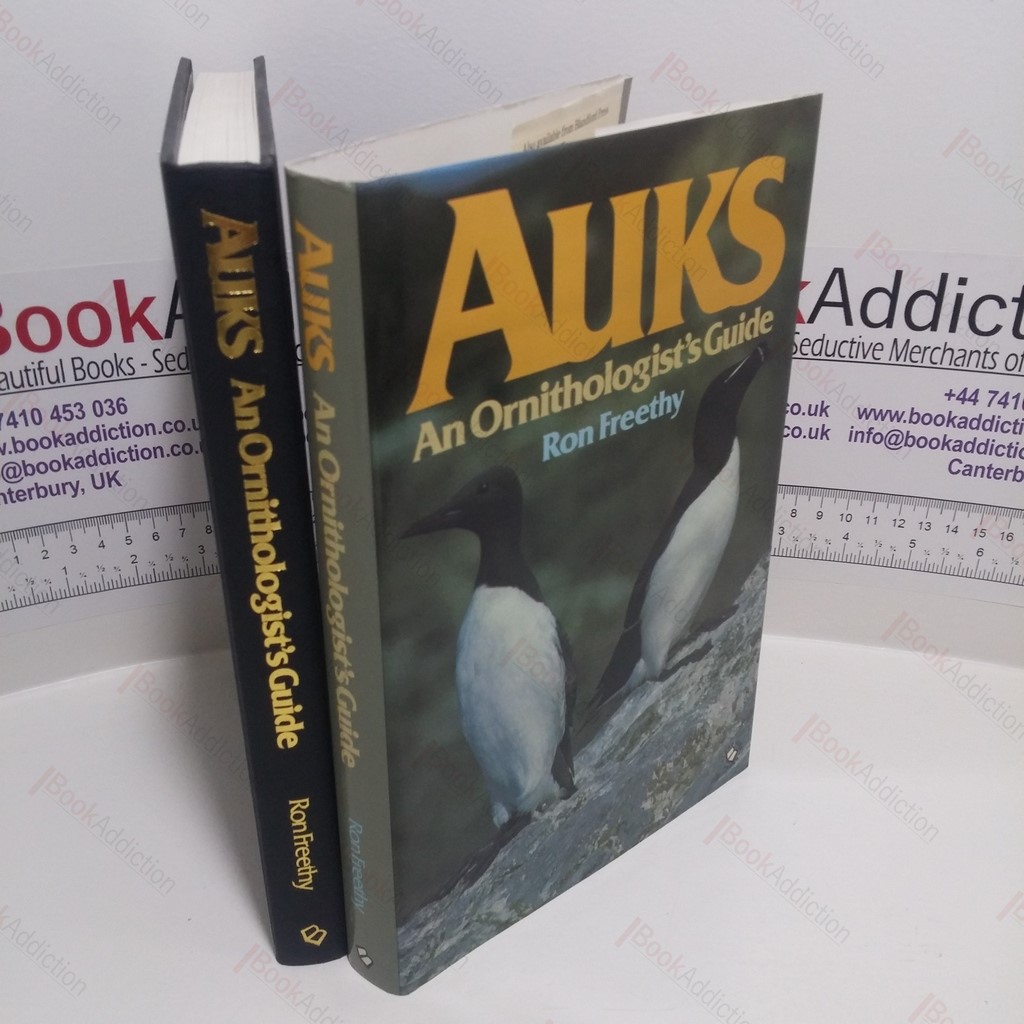 Auks : An Ornithologist's Guide