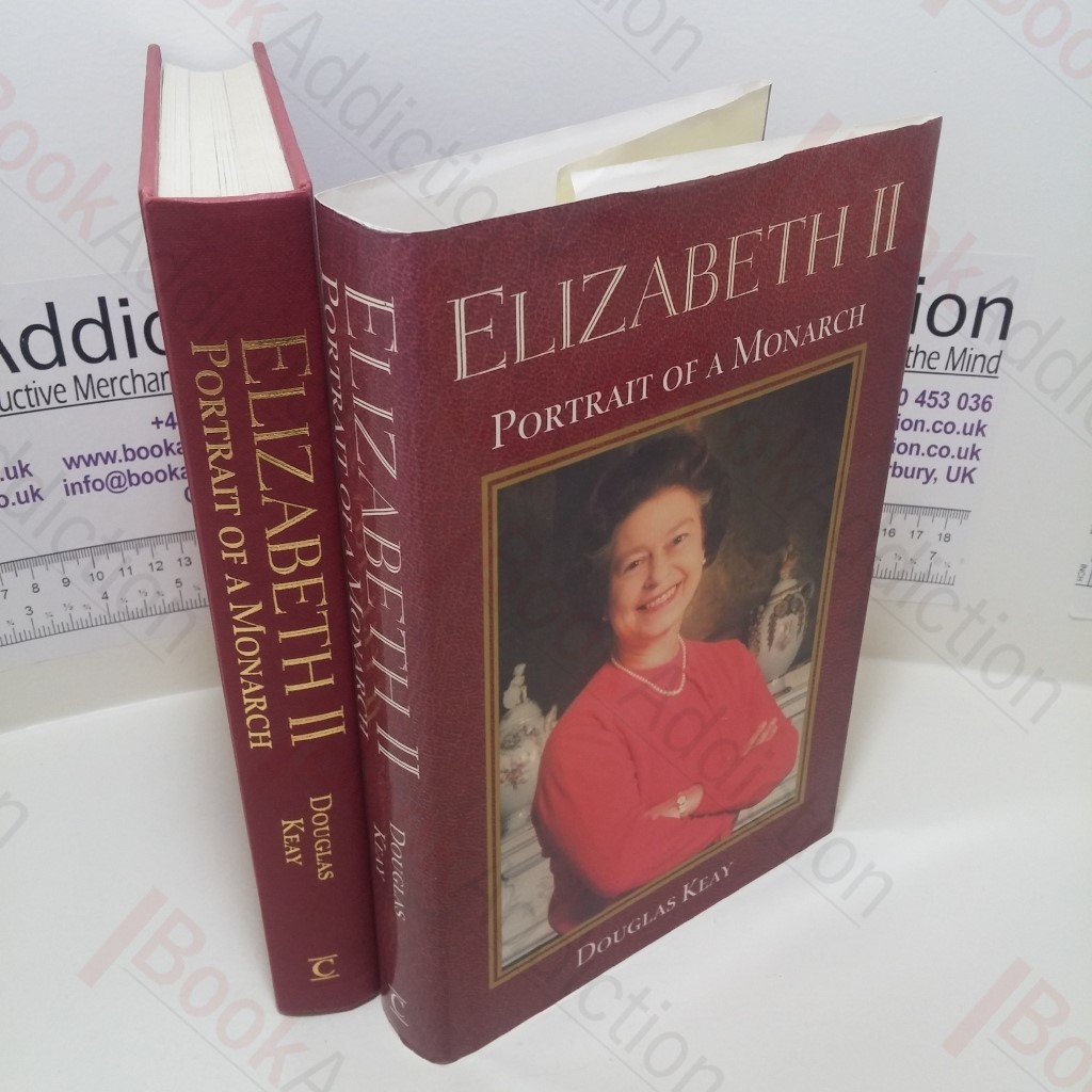 Elizabeth II : Portrait of a Monarch